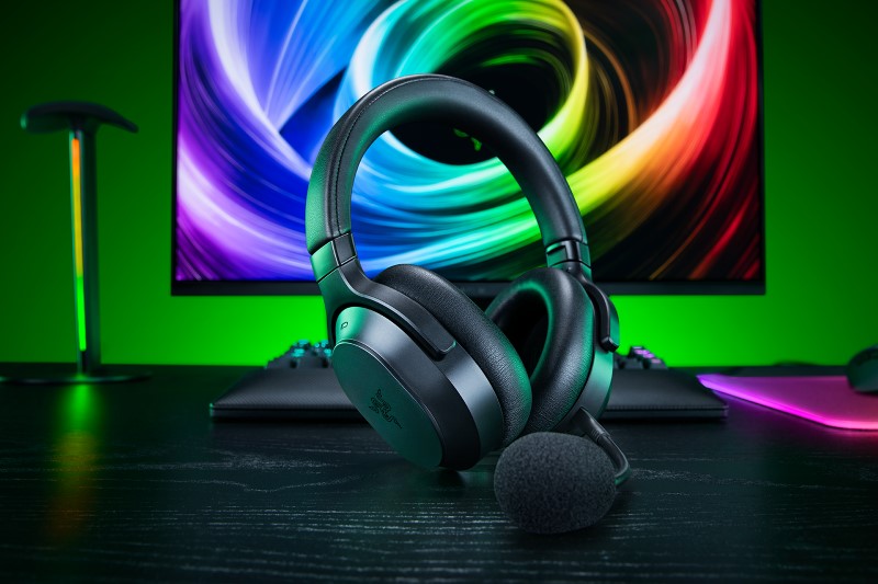 雷蛇 發布 Razer Barracuda V2 Pro 無線電競耳機，適用多元的遊戲與日常使用需求