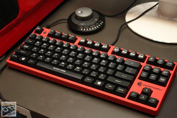 電腦王王團：Intel 遊戲效能體驗會，與CM Storm、BenQ、MSI共同體驗 - 老貓測3C