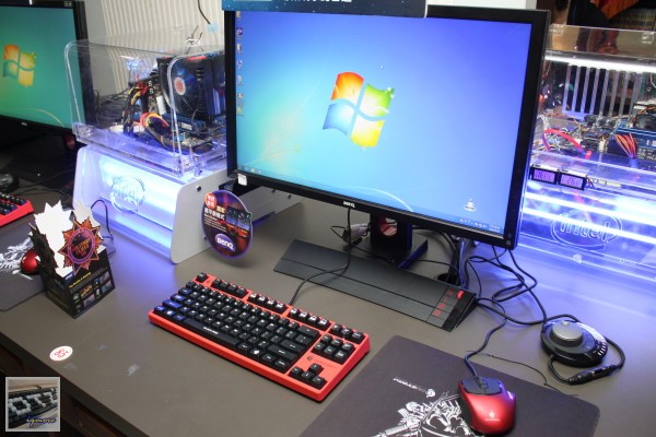 電腦王王團：Intel 遊戲效能體驗會，與CM Storm、BenQ、MSI共同體驗 - 老貓測3C