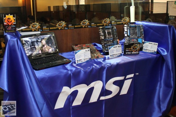 電腦王王團：Intel 遊戲效能體驗會，與CM Storm、BenQ、MSI共同體驗 - 老貓測3C