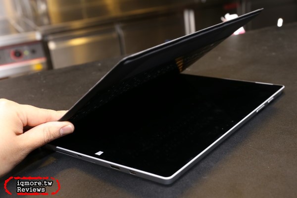 微軟 Microsoft Surface 3 體驗會，採用最新高效能Intel Atom Cherry Trail X86處理器於5月5日上市 - 老貓測3C
