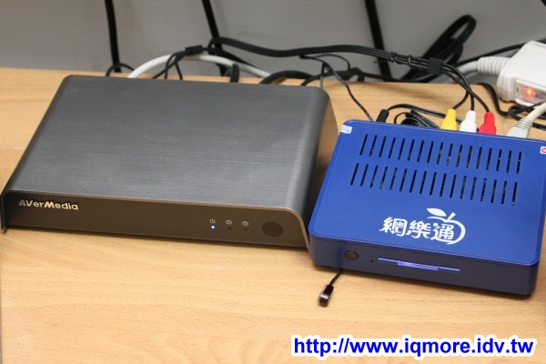 AVerMedia (圓剛) 多頻電視分享器 HomeFree Combo (F210) 評測，在家用iPad看第四台、數位電視 [影音評測] - 老貓測3C