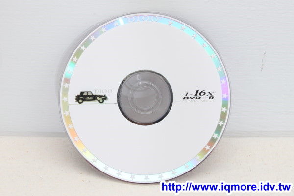 Liteon iHBS212 內接式高速藍光燒錄機評測，3000元以內的藍光燒錄機 - 老貓測3C
