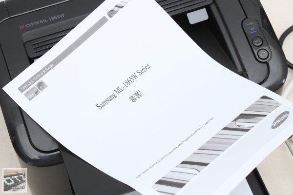 Samsung ML-1865W 無線黑白雷射印表機 評測，支援802.11n無線網路Wi-Fi連線 - 老貓測3C