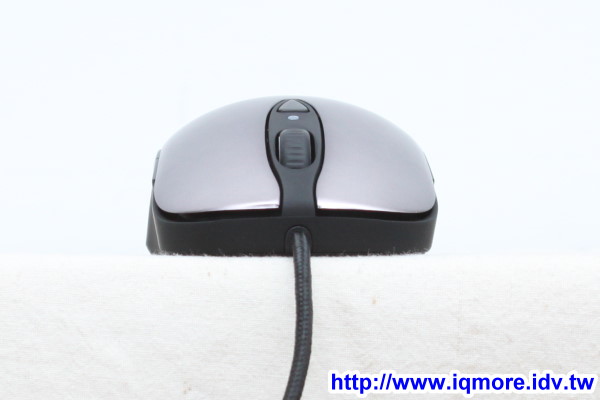 SteelSeries Sensei 雷射電競鼠評測，CPI最高可達11400 CPI (DPI) - 老貓測3C