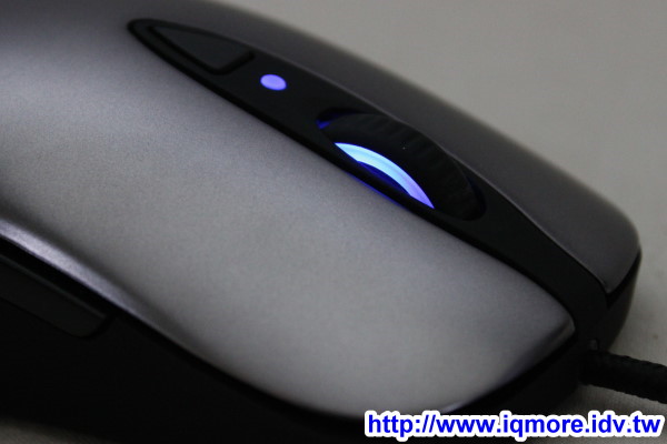 SteelSeries Sensei 雷射電競鼠評測，CPI最高可達11400 CPI (DPI) - 老貓測3C
