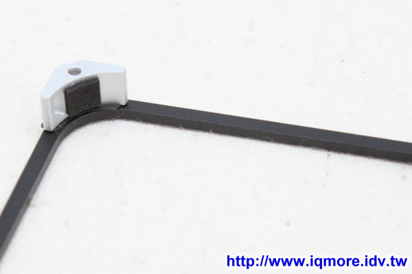 X-Change 鋁合金 iPhone4強化防護殼 評測，可個人化設計底圖 - 老貓測3C