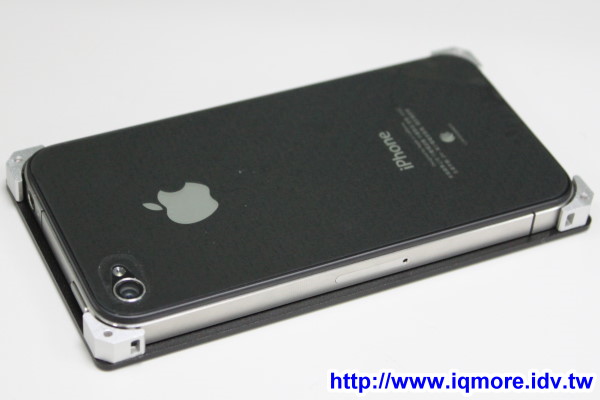 X-Change 鋁合金 iPhone4強化防護殼 評測，可個人化設計底圖 - 老貓測3C