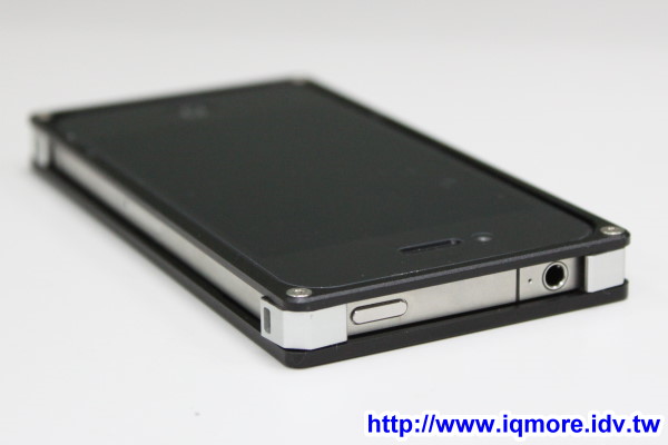 X-Change 鋁合金 iPhone4強化防護殼 評測，可個人化設計底圖 - 老貓測3C