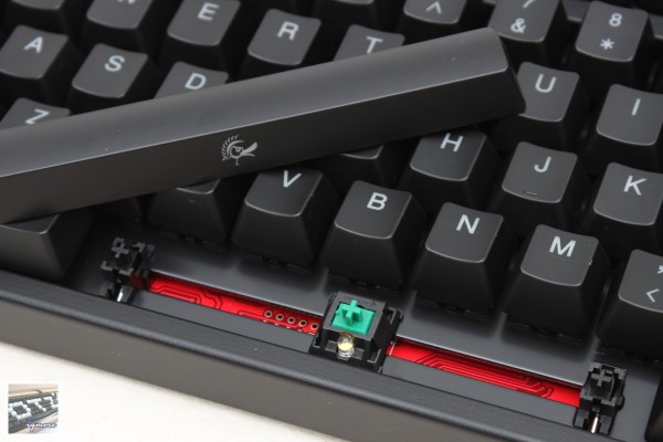 Ducky Shine 2 DK9008 (DK9008S2) 全背光機械式鍵盤 評測，單點亮與可自訂背光區域 - 老貓測3C