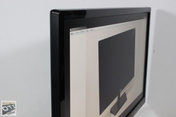 LG IPS224V 21.5" LED AH-IPS液晶顯示器 評測，IPS面板新選擇 - 老貓測3C
