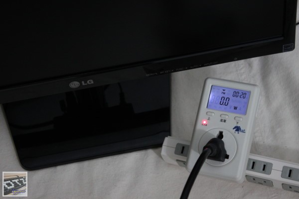 LG IPS224V 21.5" LED AH-IPS液晶顯示器 評測，IPS面板新選擇 - 老貓測3C