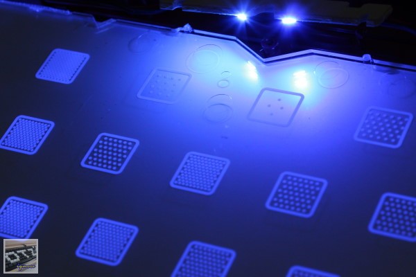 羅技 Logitech G105 薄膜式背光遊戲鍵盤 評測，3段式藍色背光與巨集功能設定 - 老貓測3C