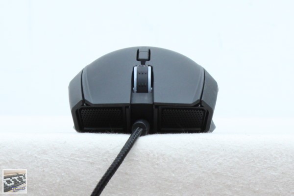 Razer Taipan 太攀皇蛇 雷射電競滑鼠 評測，採用Avago S9818擁有8200DPI - 老貓測3C
