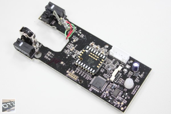 Razer Taipan 太攀皇蛇 雷射電競滑鼠 評測，採用Avago S9818擁有8200DPI - 老貓測3C