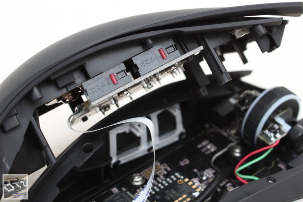 Razer Taipan 太攀皇蛇 雷射電競滑鼠 評測，採用Avago S9818擁有8200DPI - 老貓測3C
