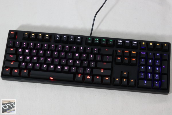 Ducky Shine 2 78 Version 多種背光與多種機械式鍵盤 搶先看，7燈8軸特別版本 - 老貓測3C