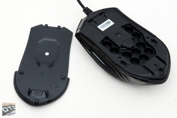 GIGABYTE Aivia Krypton 魁騰 雙底盤遊戲滑鼠 評測，可替換鐵氟龍、陶瓷鼠腳 - 老貓測3C