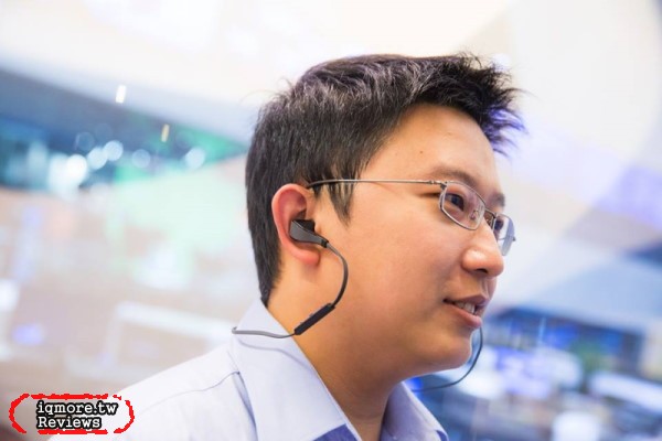 繽特力 Plantronics BackBeat GO 2 無線立體聲藍牙耳機 評測，重量僅有14g - 老貓測3C