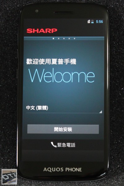 SHARP SH930W 5吋 Full HD Android 智慧型手機 評測，新韌體加入FeelUX視覺介面 - 老貓測3C