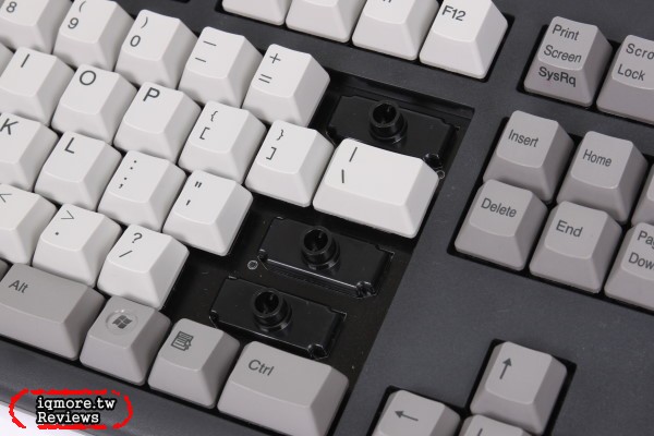 Topre Realforce 104UB-DK 電容式鍵盤 評測， 台灣限定版本 全域45g - 老貓測3C