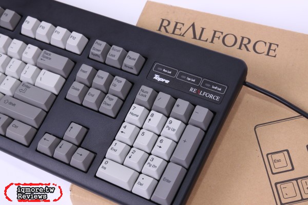 Topre Realforce 104UB-DK 電容式鍵盤 評測， 台灣限定版本 全域45g - 老貓測3C