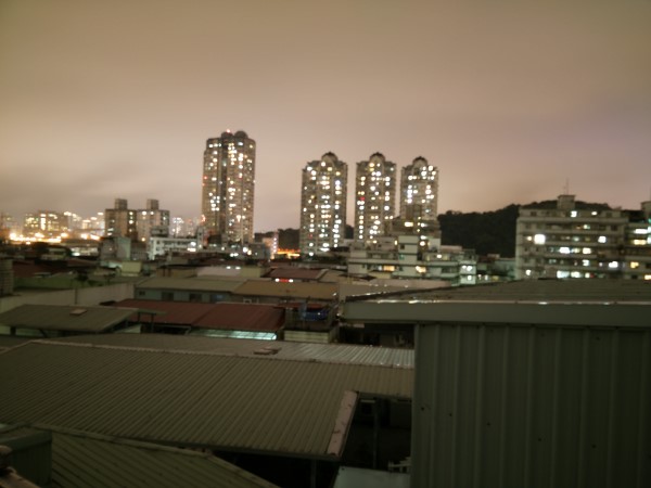 OPPO Find 7a  ( Find 7 輕裝版 ) 評測，4倍快速充電 - 老貓測3C