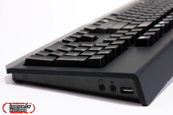 Razer Blackwidow Ultimate 2014 黑寡婦終極版 機械式電競鍵盤評測，採用Razer軸 - 老貓測3C