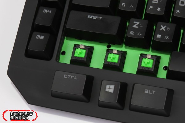 Razer Blackwidow Ultimate 2014 黑寡婦終極版 機械式電競鍵盤評測，採用Razer軸 - 老貓測3C