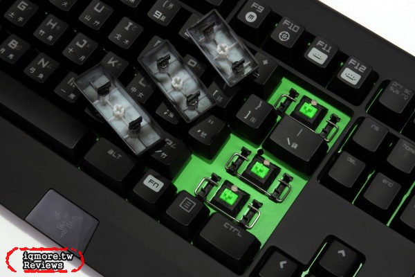 Razer Blackwidow Ultimate 2014 黑寡婦終極版 機械式電競鍵盤評測，採用Razer軸 - 老貓測3C