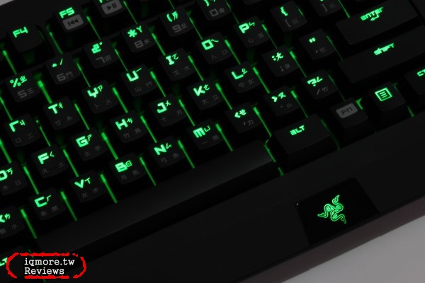 Razer Blackwidow Ultimate 2014 黑寡婦終極版 機械式電競鍵盤評測，採用Razer軸 - 老貓測3C