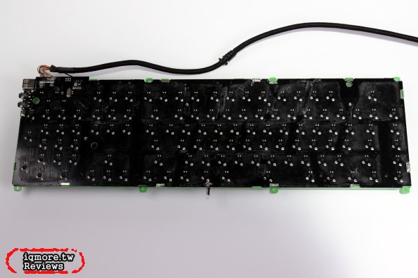 Razer Blackwidow Ultimate 2014 黑寡婦終極版 機械式電競鍵盤評測，採用Razer軸 - 老貓測3C