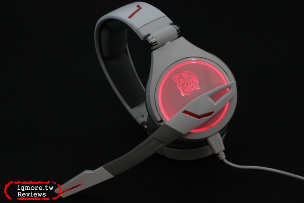 Tt eSPORTS CRONOS 克諾司 電競耳麥 評測，40mm單體設計 - 老貓測3C