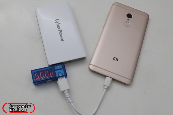 CyberPower CP5000PEG 行動電源，2.1A大電流輸出且擁有BSMI認證 - 老貓測3C