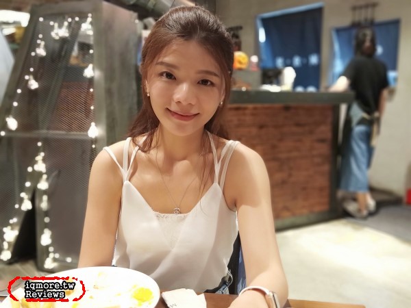 OPPO R15 評測，自動AI智慧拍照讓美更自然 - 老貓測3C