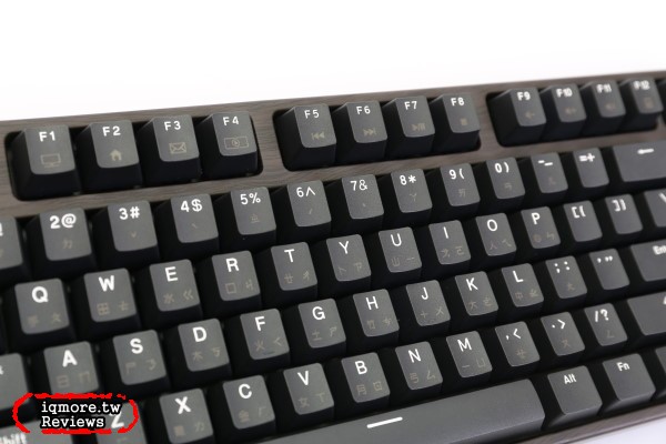i-Rocks K67M 87鍵機械式鍵盤評測，再送限量金色15周年紀念鍵帽 - 老貓測3C
