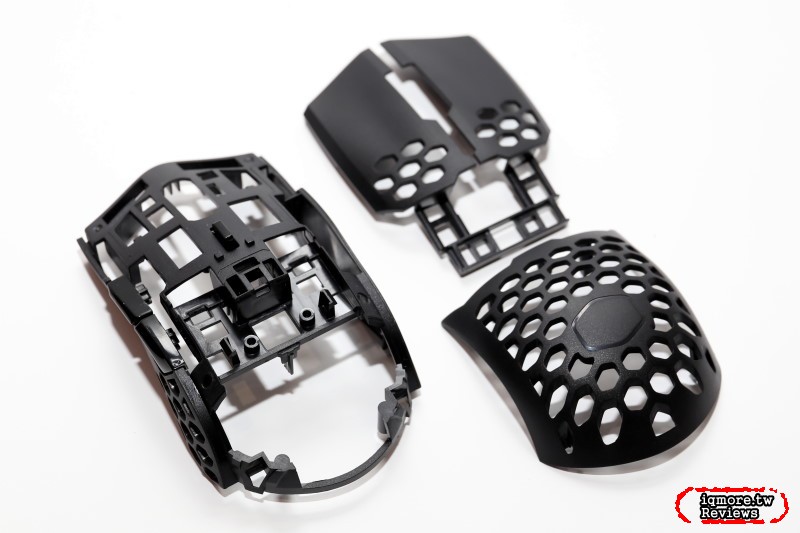 極輕量化53克重！Cooler Master MM710 洞洞鼠 拆解 評測 - 老貓測3C