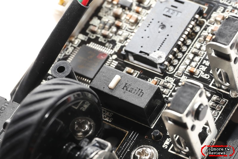 極輕量化53克重！Cooler Master MM710 洞洞鼠 拆解 評測 - 老貓測3C