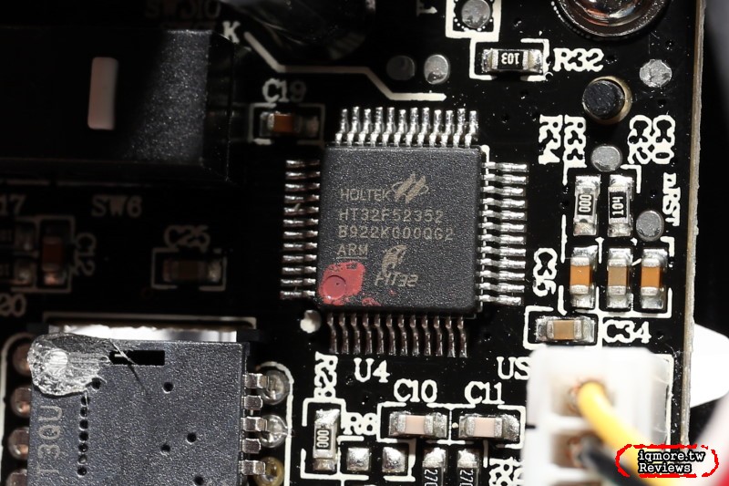 極輕量化53克重！Cooler Master MM710 洞洞鼠 拆解 評測 - 老貓測3C