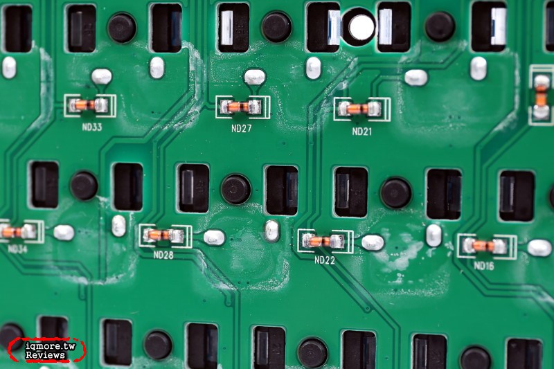 國外募資Mac超薄矮軸藍牙鍵盤進軍台灣長賣！Keychron K1 v2 極輕薄無線機械式鍵盤  拆解評測 - 老貓測3C