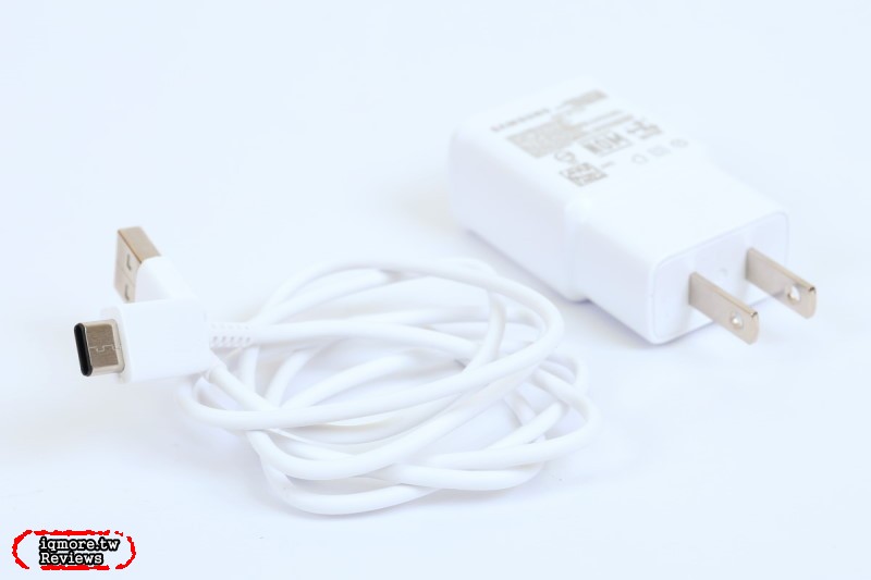 Samsung Galaxy S10+ 旗艦機評測，超廣角123度視野融入更多畫面 - 老貓測3C